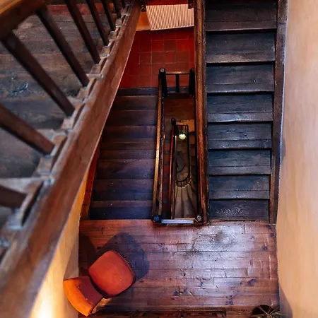 Soie, Maison D'hotes