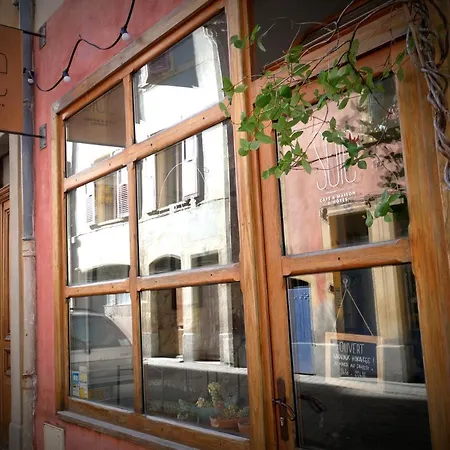 Soie, Maison D'hotes